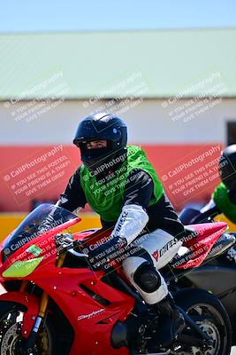 media/Apr-20-2024-TrackXperience (Sat) [[8e083f9805]]/Level 1/Session 3 (Grid Turn 14)/